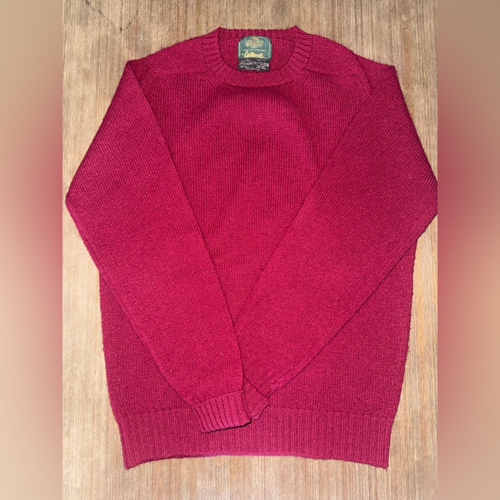The Hound 100% pure virgin wool sweater